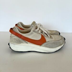 Nike Waffle Debut Vintage Sneaker DX2931-100 in Light Grey/Orange/Cream, 6.5